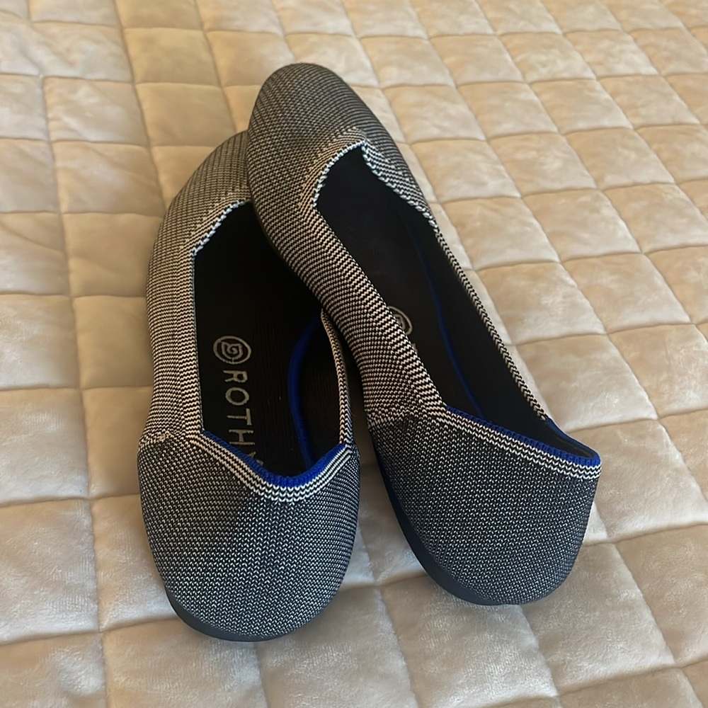 Navy With White Houndstooth Pattern Rothy Flats. - image 4